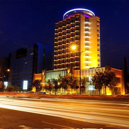 Changchun Hualida Hotel Exterior photo