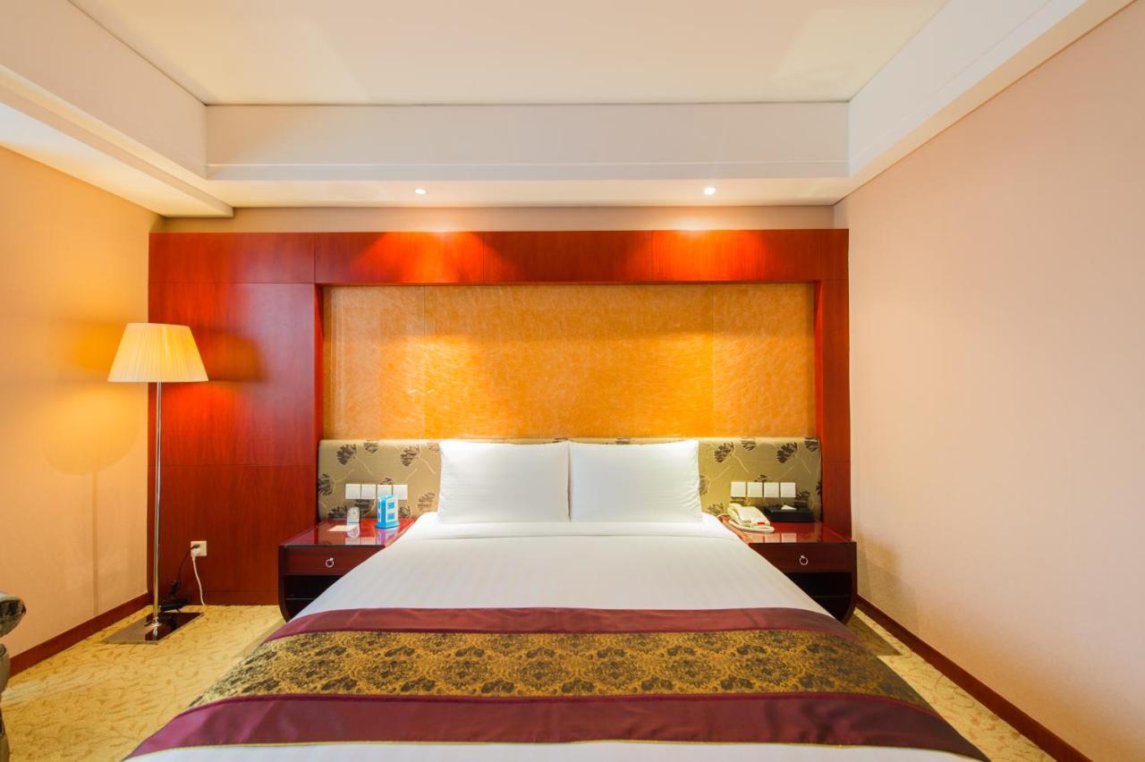 Changchun Hualida Hotel Exterior photo